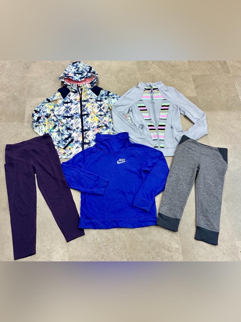 Girls IVIVVA (LULULEMON)/ATHLETA/NIKE Jackets..Leggings & Sweatshirt, sz 14